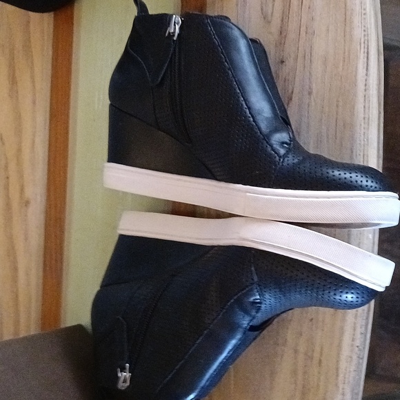 Paolo Black perforated nappa sneakers 🖤with box - Picture 3 of 8